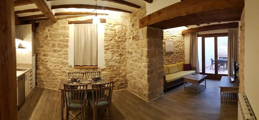 Casa Gabalda Apartamentos Вальдерробрес Экстерьер фото